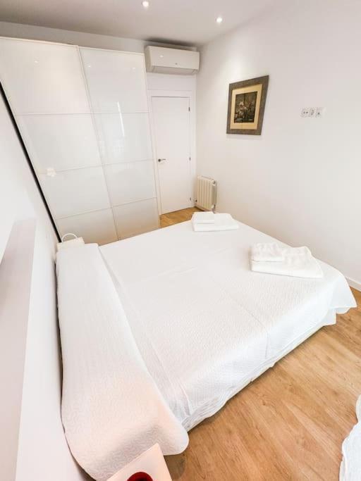 Anna & Thomas - Sitges Center Apt Экстерьер фото
